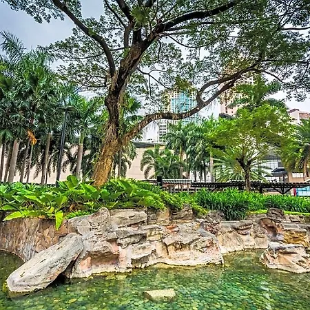 The Cityflats Amorsolo