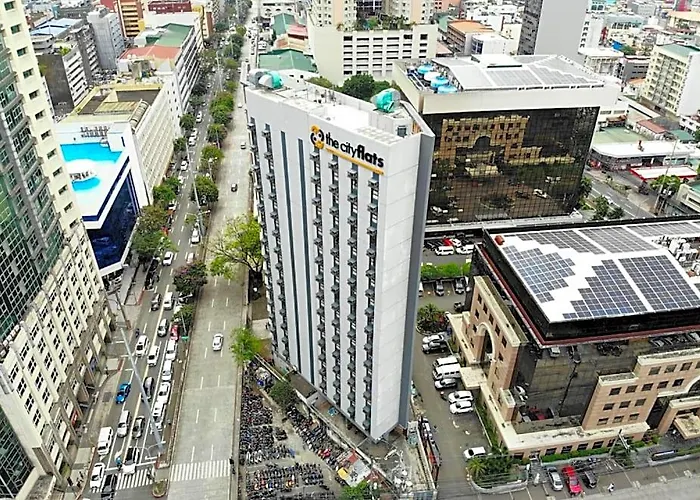 فندق The Cityflats Amorsolo 5*