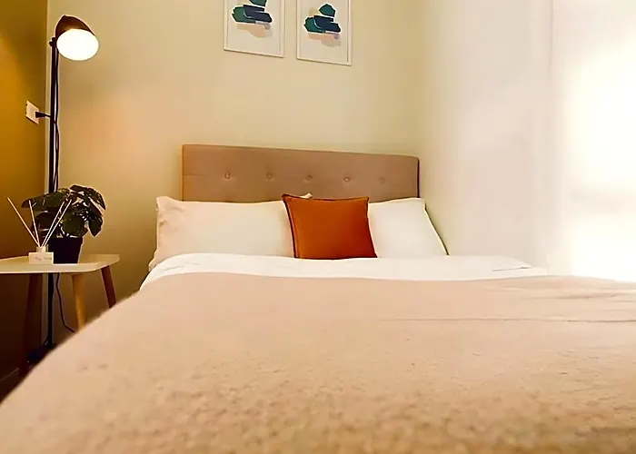 The Cityflats Amorsolo 5*